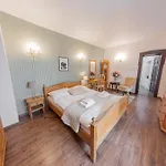 Salamander - Garni Hotel