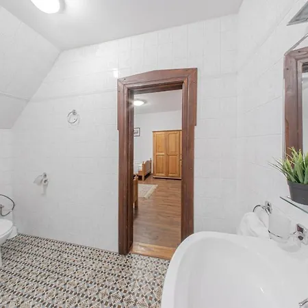 Hotel Salamander - Garni