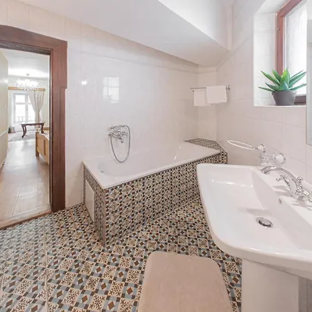 Salamander - Garni 3*