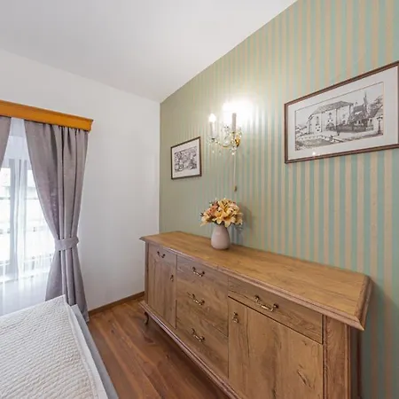 Salamander - Garni Hotel