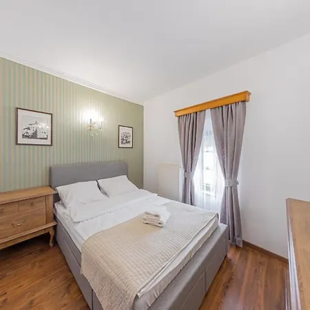 Salamander - Garni Hotel 3*