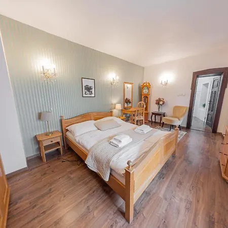 Salamander - Garni Hotel