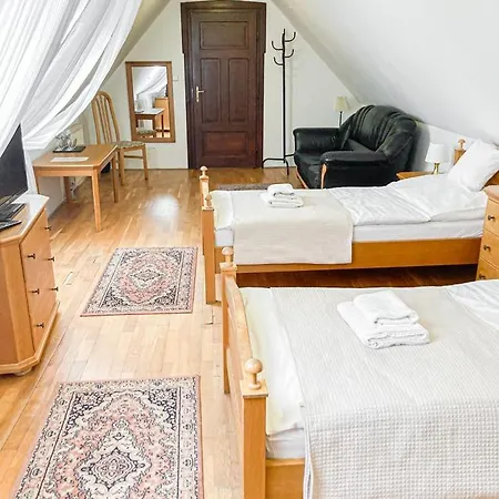 Salamander - Garni Hotel 3*