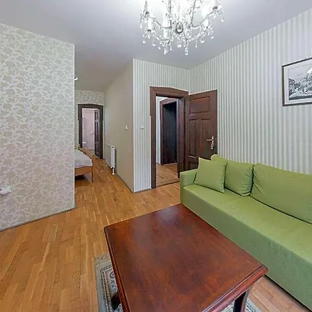 Salamander - Garni Hotel