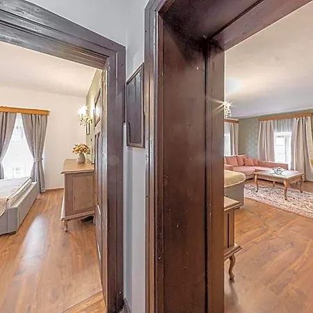 Hotel Salamander - Garni Banská Štiavnica