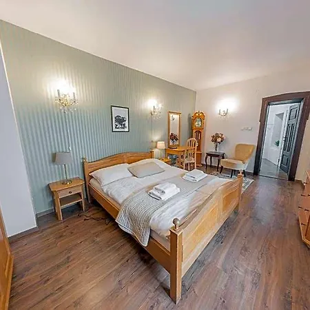 Salamander - Garni 3* Banská Štiavnica
