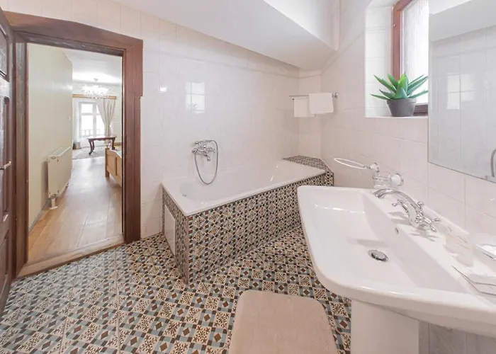 Salamander - Garni 3*